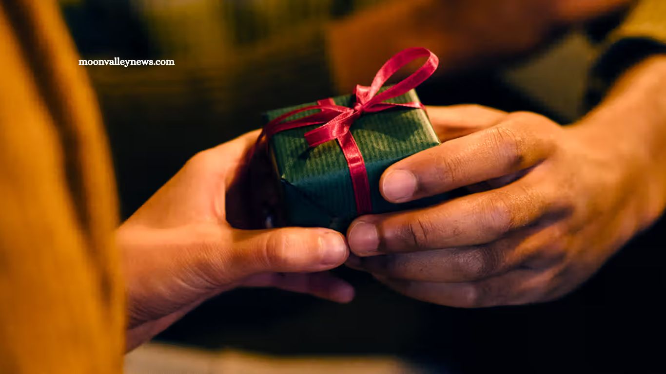 Pebbling in Relationships